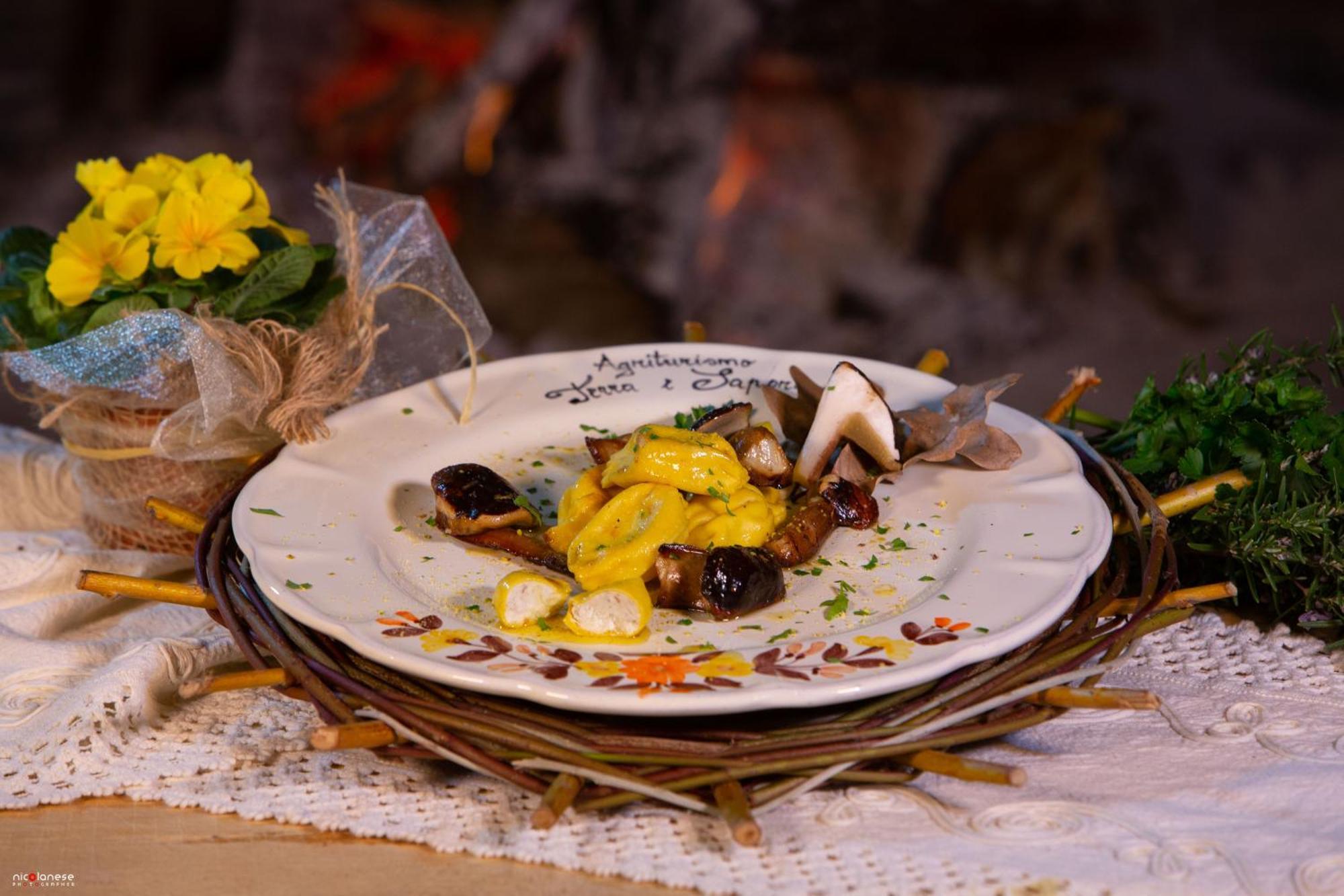 Agriturismo Terra E Sapori Campodipietra エクステリア 写真