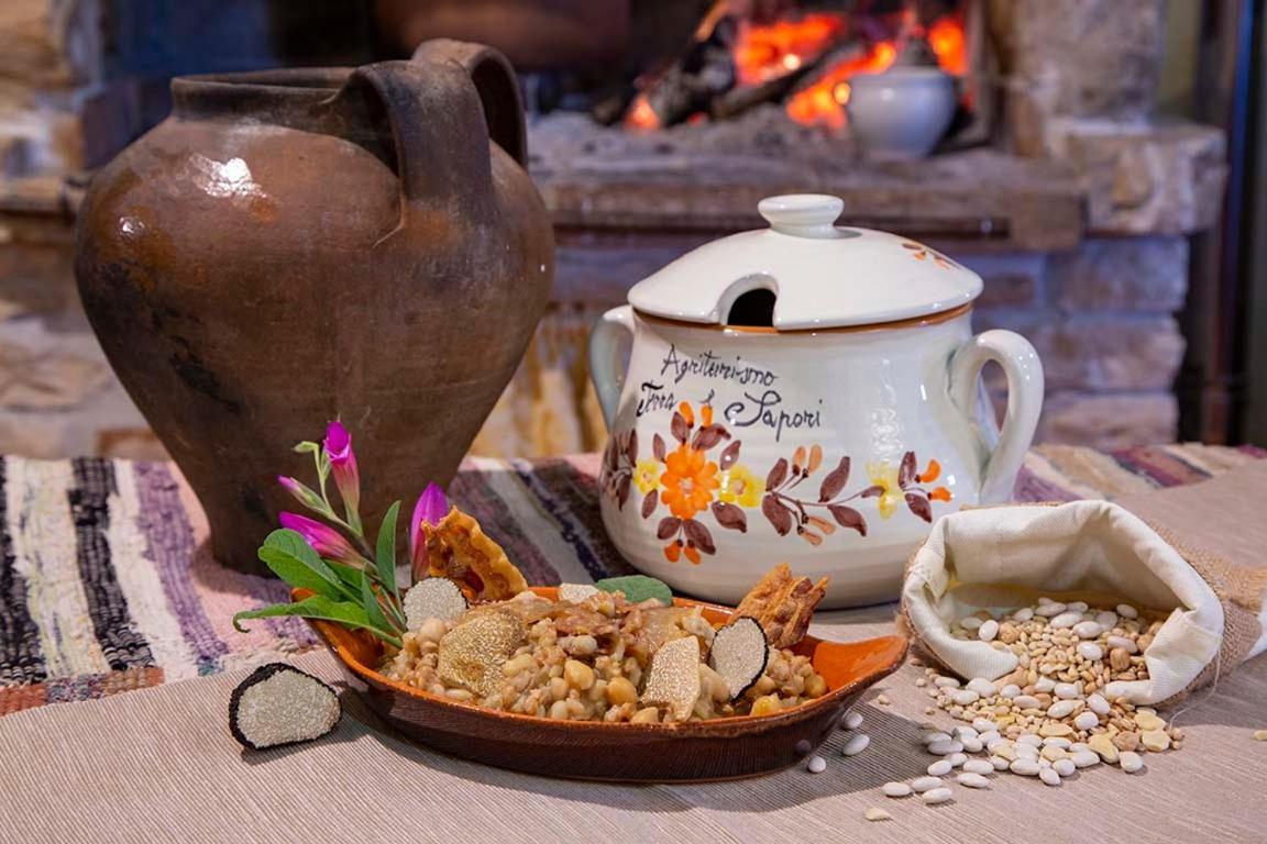 Agriturismo Terra E Sapori Campodipietra エクステリア 写真