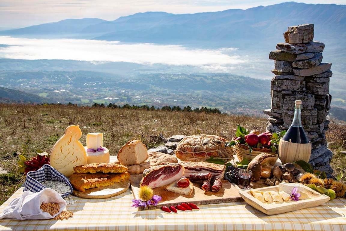 Agriturismo Terra E Sapori Campodipietra エクステリア 写真